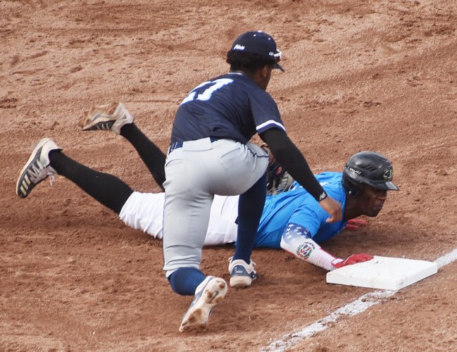 Skunks split Sunday | News, Sports, Jobs