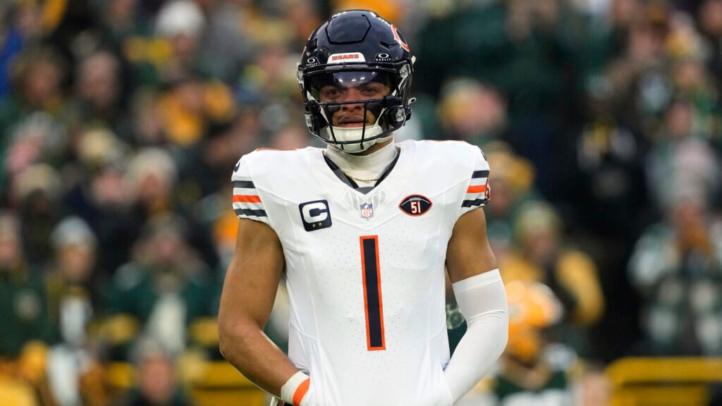 Chicago Bears’ Justin Fields Trade Sparks QB Drama and Culture Clash